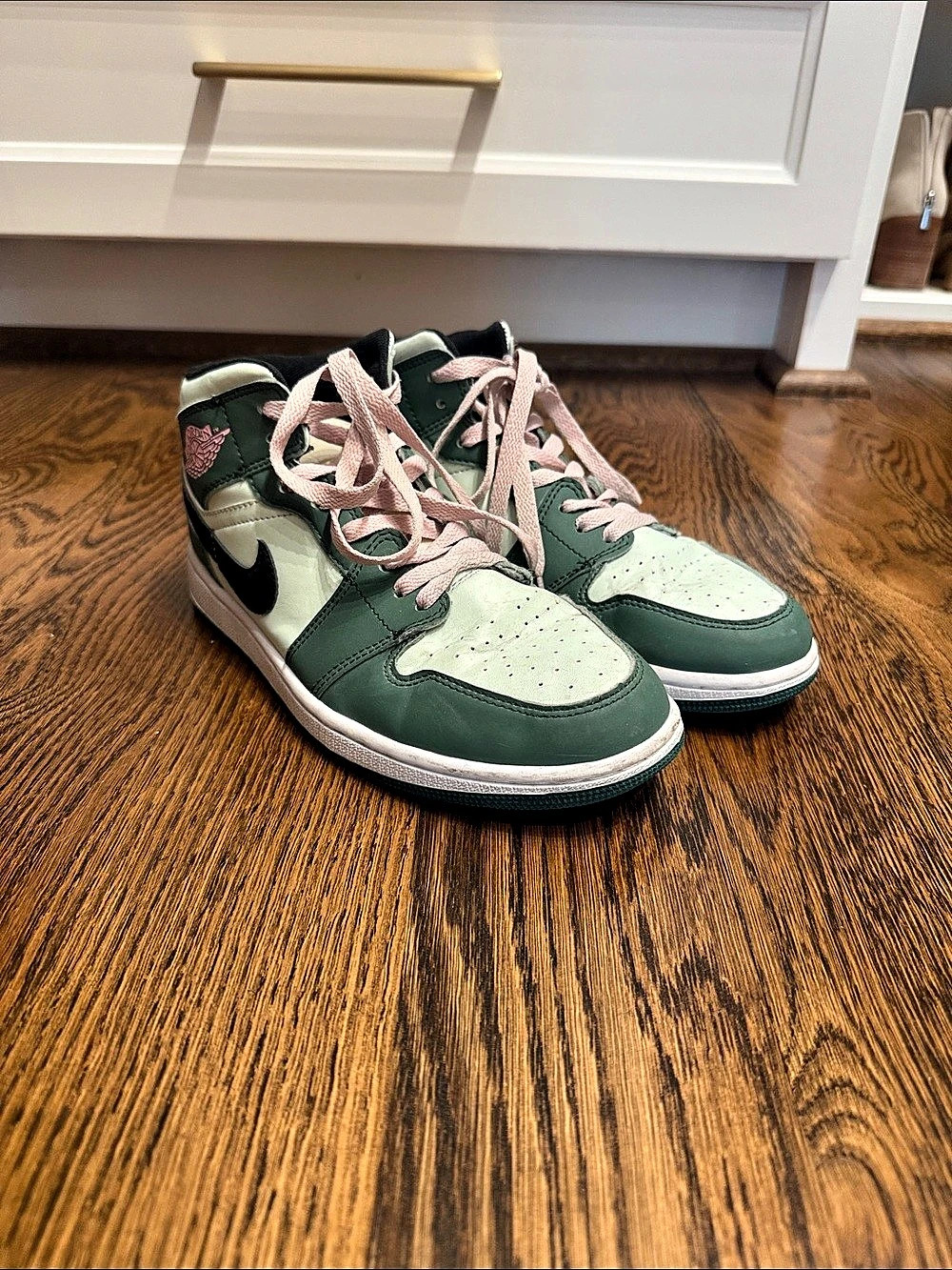 Nike Air Jordan 1 High Top Sneakers Green & Pink